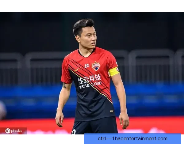 埃姆雷詹染红成转折点球队防线瞬间崩盘比赛形势彻底失控谁该担责 埃姆雷詹染红成转折点球队防线瞬间崩盘比赛形势彻底失控谁该担责